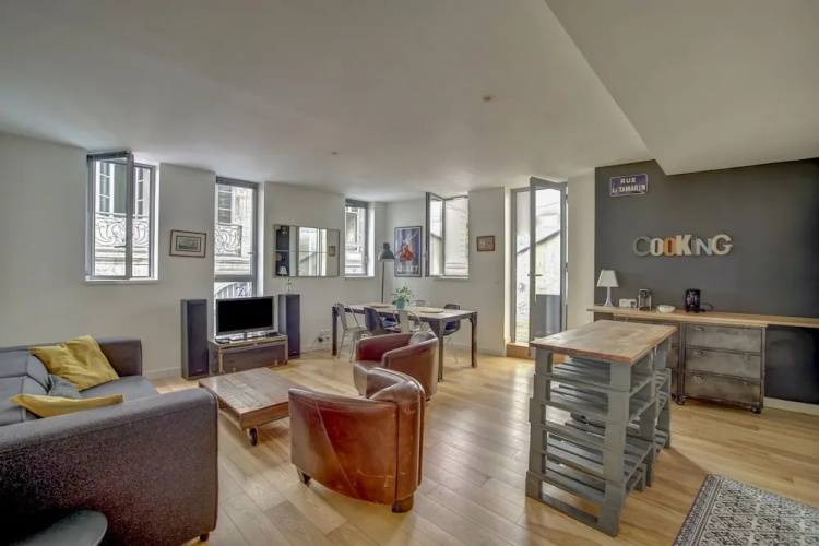 Le Faubourg, charmant duplex pour 4 avec parking!