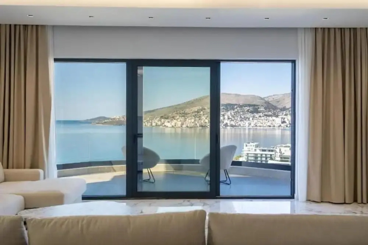 Day LUX Premium Apartments