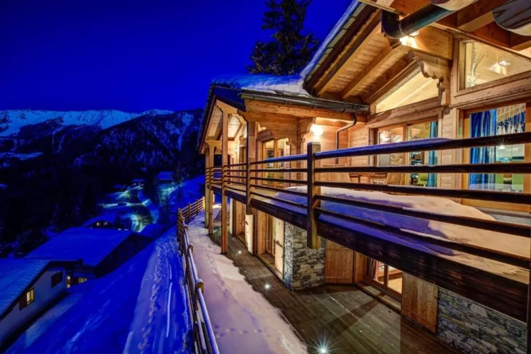 Double Chalet