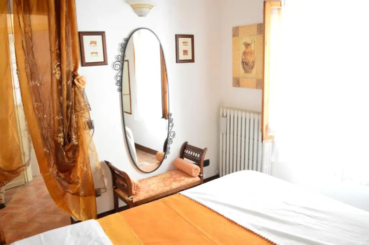 Apartment with Little Arch