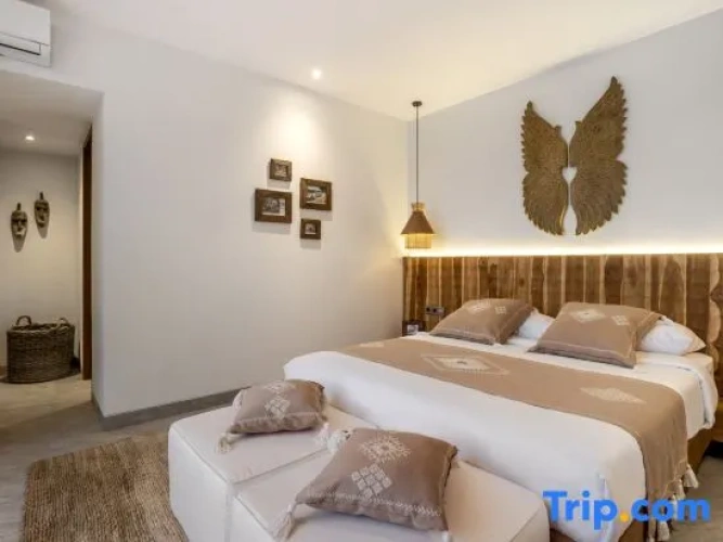 1 Bedroom Double Villa