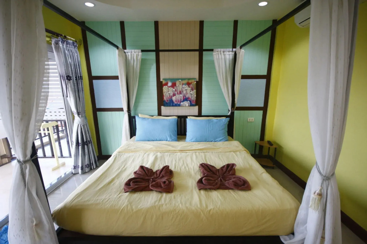 Koh Larn Sea Side Resort