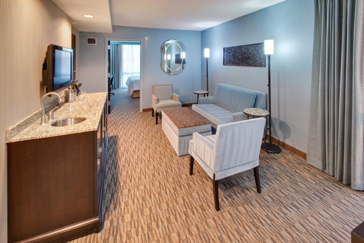 Crowne Plaza Lombard Downers Grove photo 6