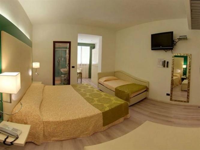 Green Park Hotel