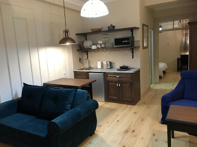 1 Bedroom Apartment