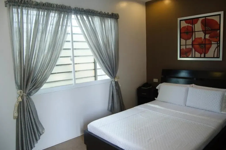 Alan Sr. Residences