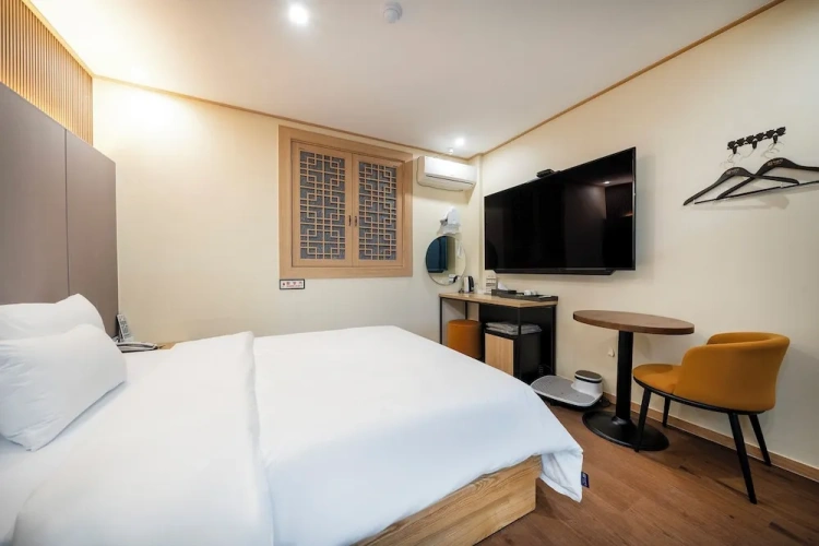Premium room