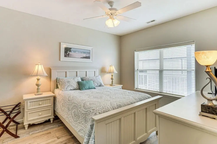 Lake of the Ozarks Retreat w/ Waterfront View!