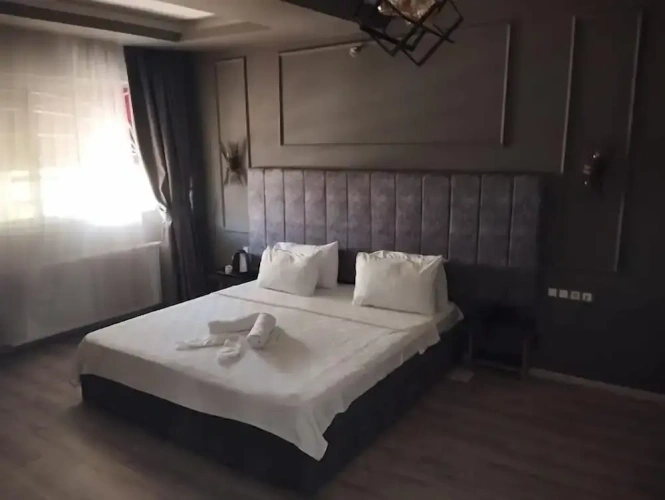 Standard Double room with city view