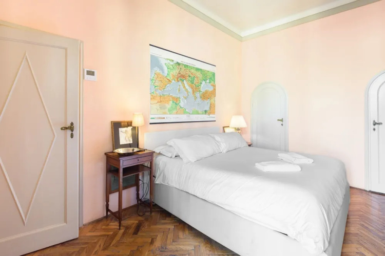 Ponte Vecchio 3 bedrooms by Mmega