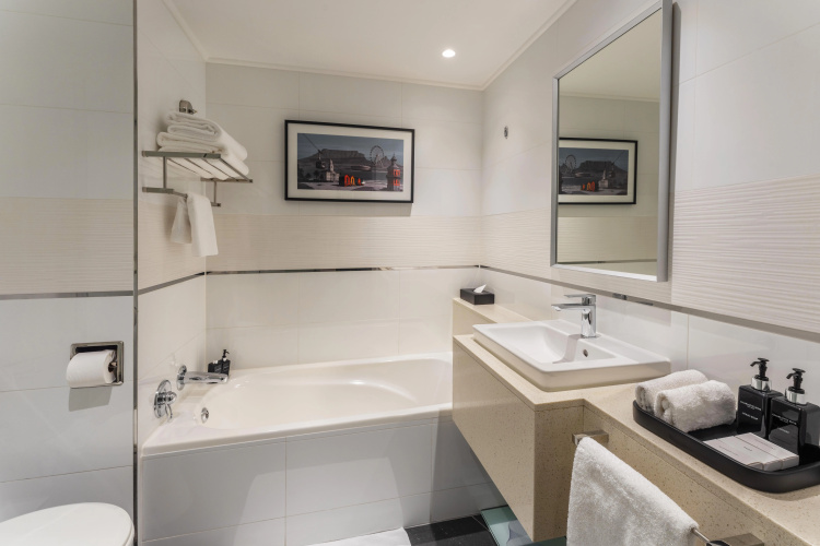 Southern Sun Waterfront Cape Town photo 9