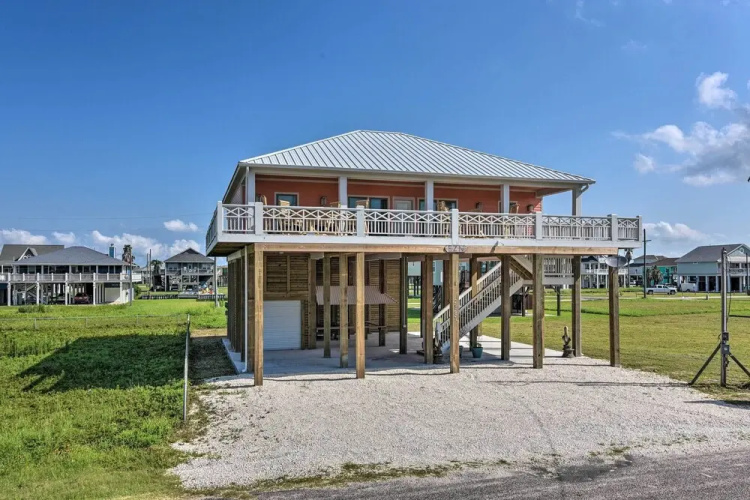 Ocean View + Wraparound Deck: Crystal Beach Home!