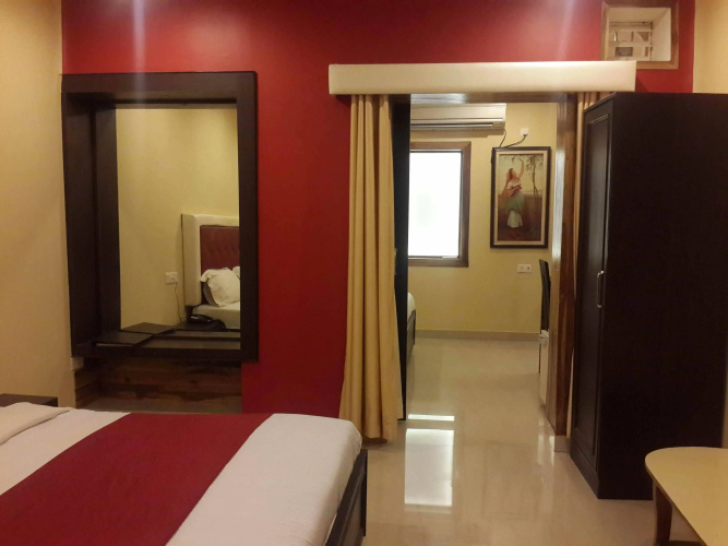 Hotel Varuna