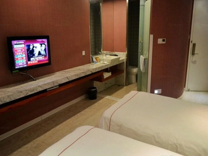 Dongfang Hotel