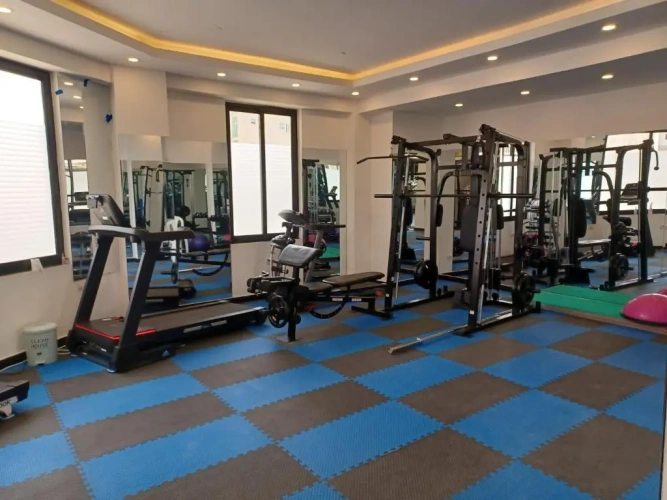 3 Bedrooms Apartment