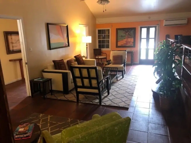 2 Bedrooms Apartment with city view