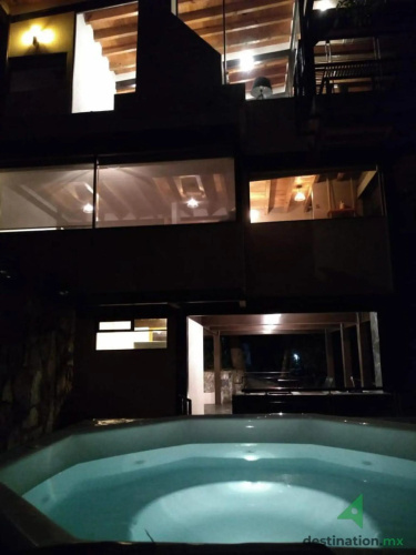 Luxury Cabin at Valle de Bravo Woods