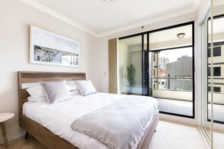 1 Bedroom Apartment with balcony