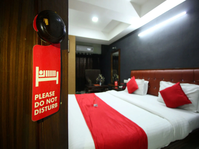 OYO 893 Hotel Seven