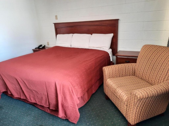 Standard Quadruple room with view