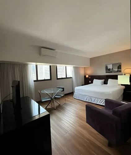Get a flat-1504 Berrini 4 estrelas