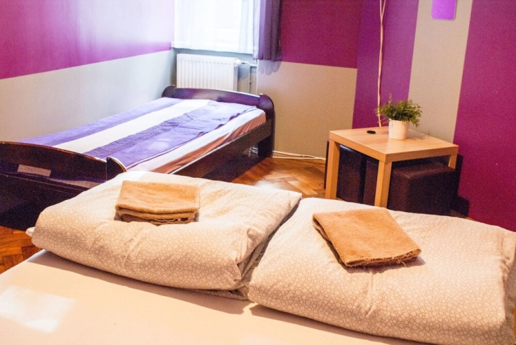 Hostel Smocza Jama