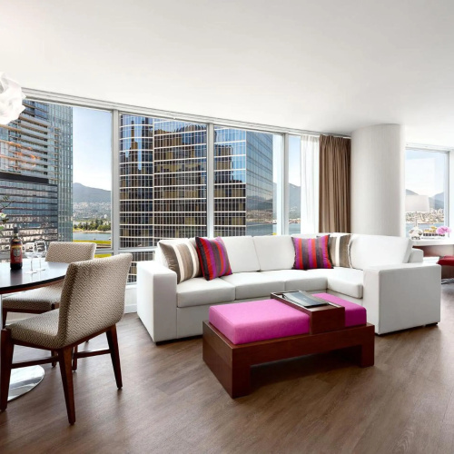 Auberge Vancouver photo 8