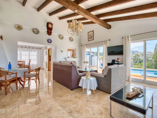 House Isabel Falcone
