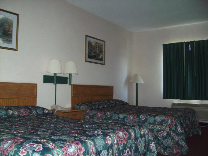 Astoria Inn