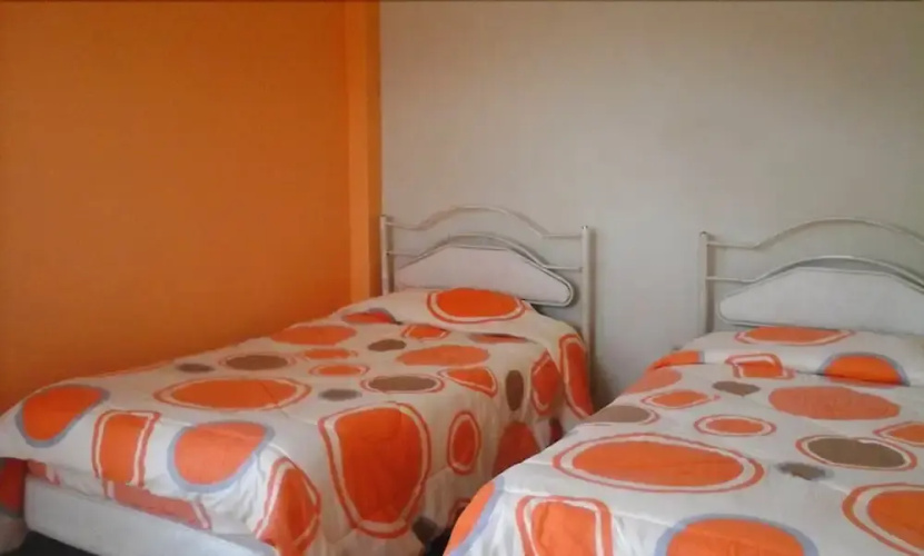 Hostal Villa Rosas