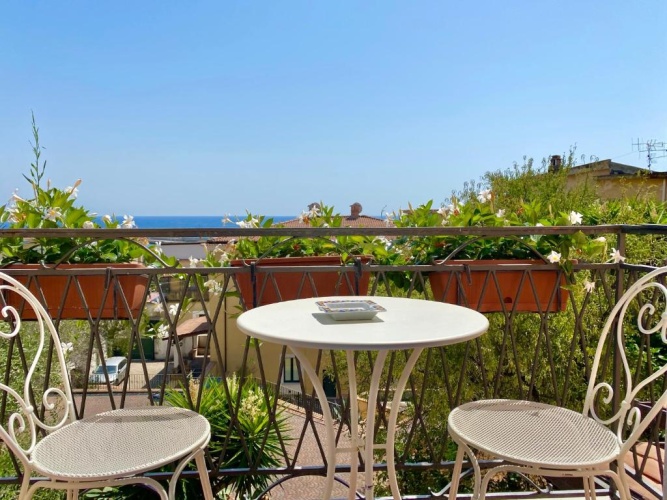 Deluxe Double room with balcony