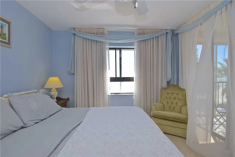 Islands End 302 - Two Bedroom Condo