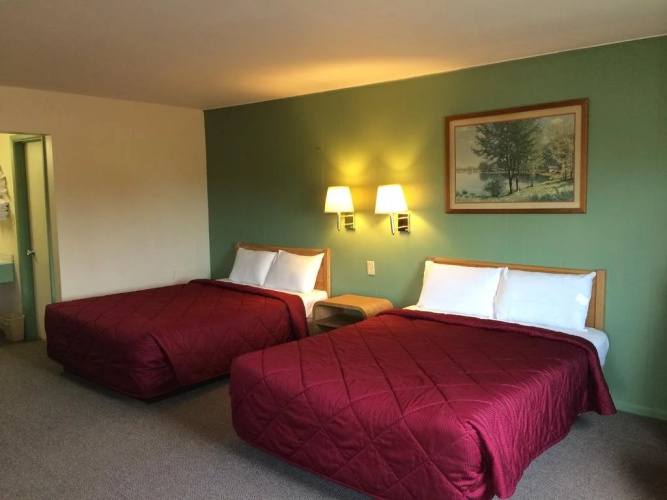Super 7 Motel Sedalia