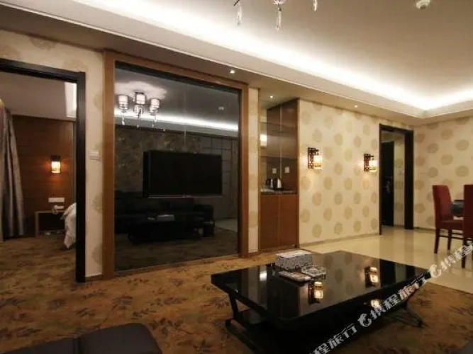 Deluxe Double Suite