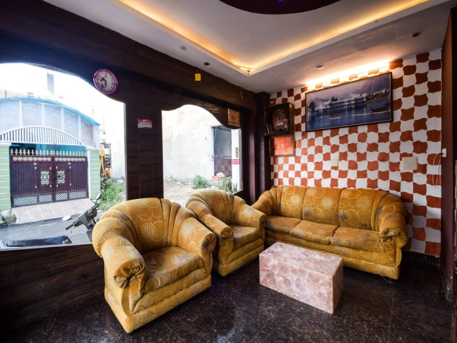 OYO 18425 Hotel Blue Mountain