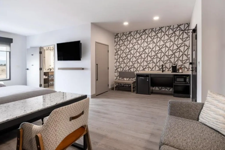 Quadruple Suite