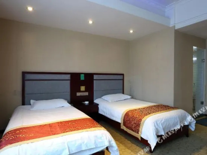 Ruitian Hotel