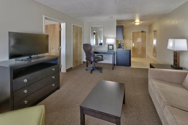 1 Bedroom Double Suite