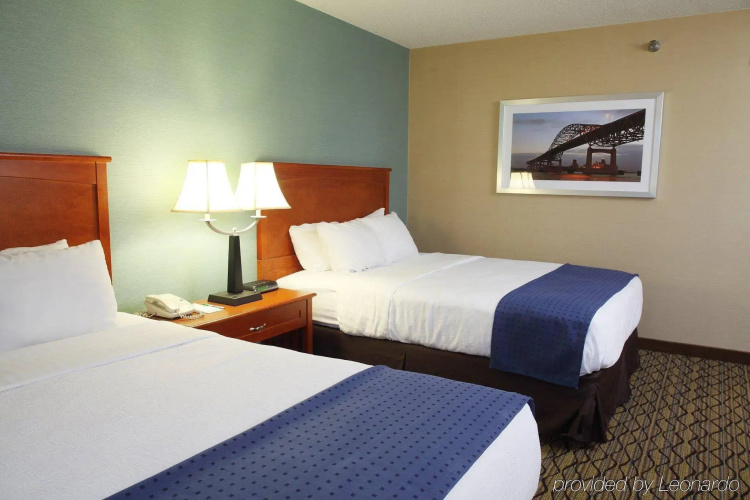 Holiday Inn & Suites Duluth Downtown by IHG