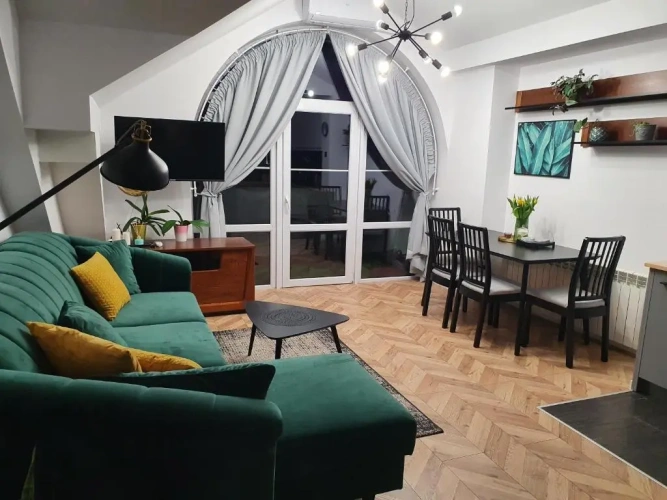 1 Bedroom Apartment