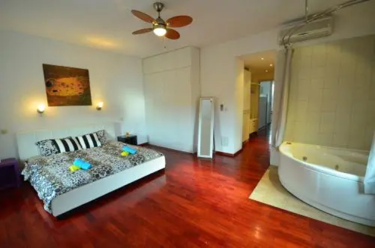 Hi-End Apartment