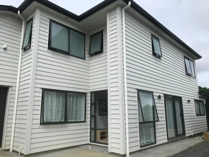 4 Bedrooms Cottage