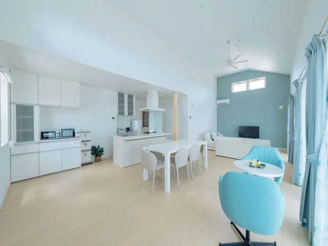 2 Bedrooms Villa