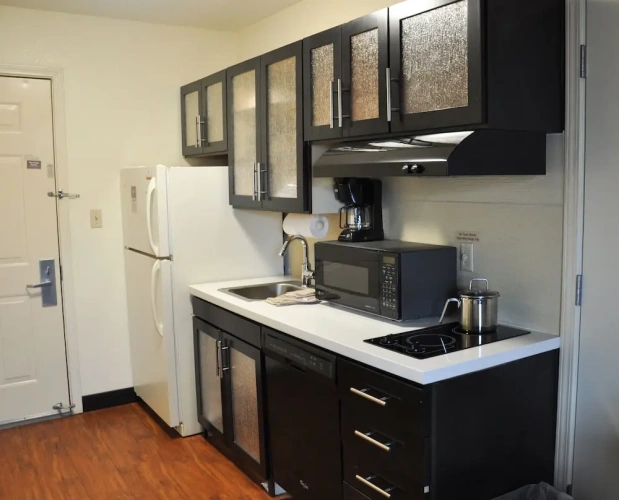 1 Bedroom Suite