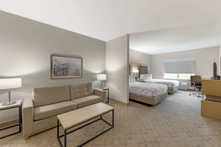 Quadruple Suite
