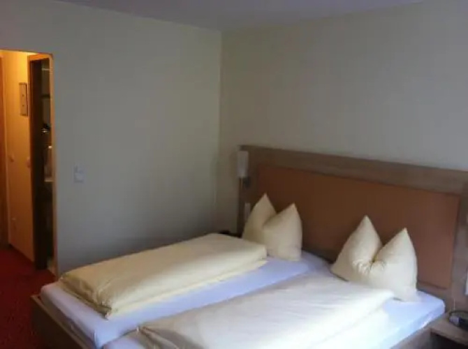 Tauberhotel Kette