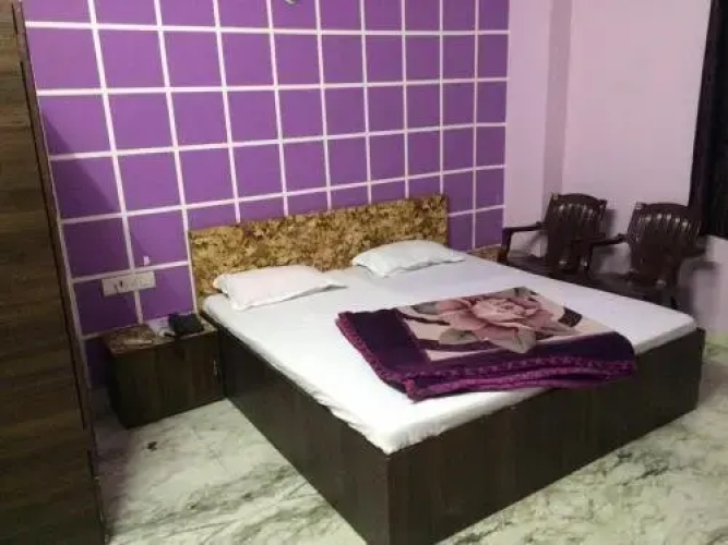 Hotel Rajhans
