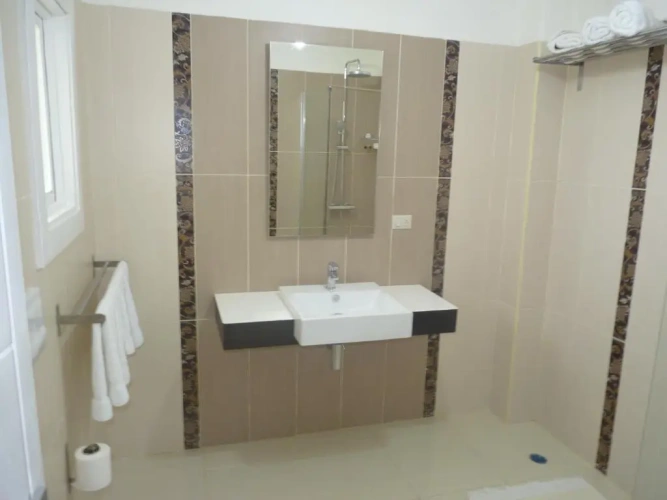 Deluxe Quadruple room with view