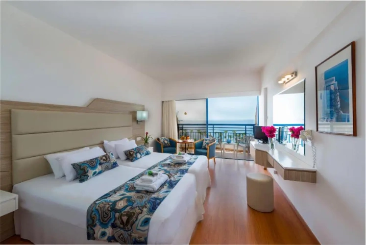 Standard Double room with sea view