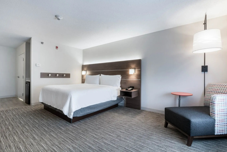 Holiday Inn Express and Suites Jasper